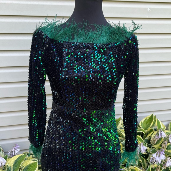 New Miss Ord Off Shoulder Feather Longsleeve Sequin Evening Maxi Dress Gown - Picture 8 of 12